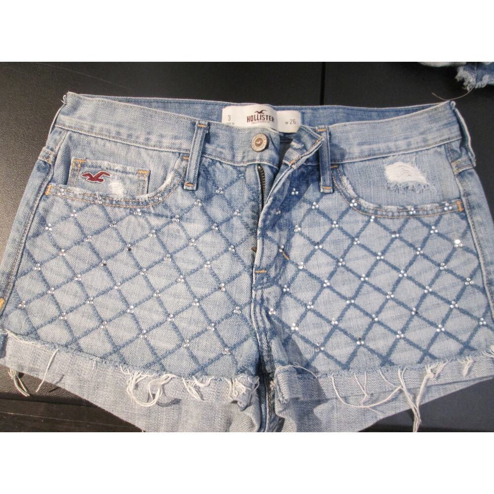 Juniors sz 3 med wash shorts by Hollister  EUC